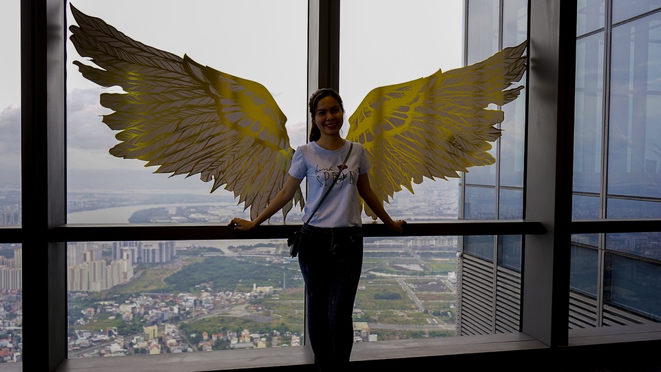 Ngắm gì trên đỉnh tòa nhà cao nhất Đông Nam Á?  - 13