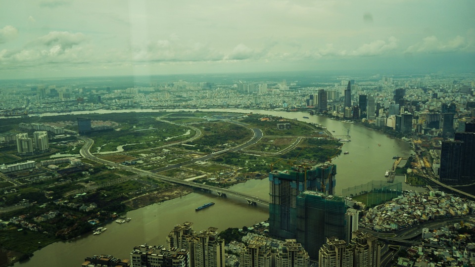 Ngắm gì trên đỉnh tòa nhà cao nhất Đông Nam Á?  - 5