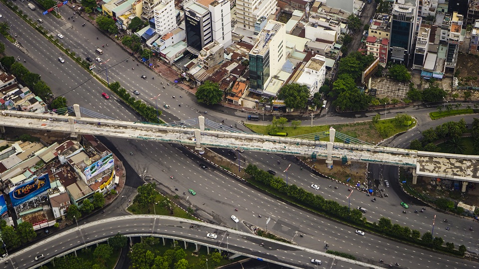 Ngắm gì trên đỉnh tòa nhà cao nhất Đông Nam Á?  - 8