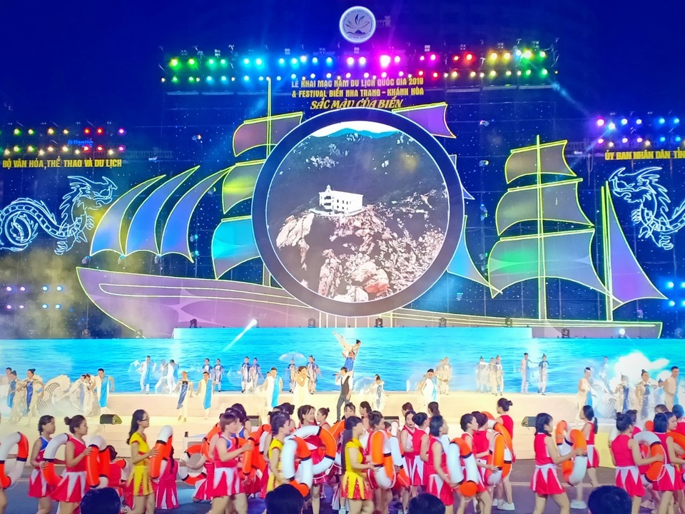 Hơn một vạn người dự lễ khai mạc Năm du lịch quốc gia 2019 - 2 Hơn một vạn người dự lễ khai mạc Năm du lịch quốc gia 2019 - 2