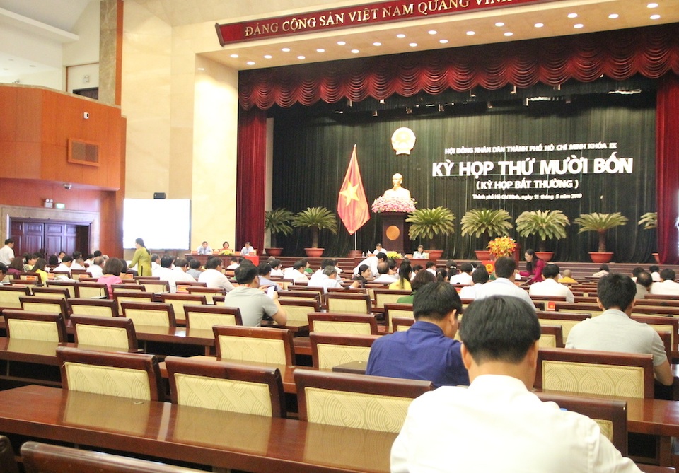 TPHCM bầu bổ sung 2 Phó Chủ tịch UBND TP - 1 TPHCM bầu bổ sung 2 Phó Chủ tịch UBND TP - 1
