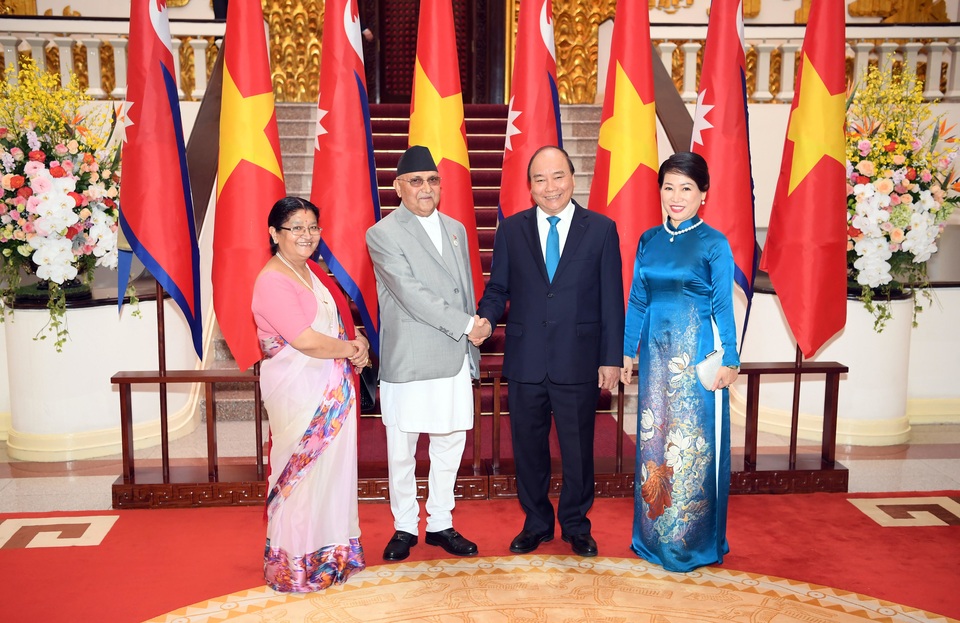 Thủ tướng Nguyễn Xuân Phúc đón người đồng cấp Nepal thăm chính thức Việt Nam - 4 Thủ tướng Nguyễn Xuân Phúc đón người đồng cấp Nepal thăm chính thức Việt Nam - 4