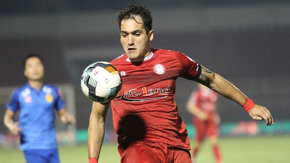 Hòa Quảng Nam, CLB TPHCM tiếp tục dẫn đầu bảng V-League - 3 Hòa Quảng Nam, CLB TPHCM tiếp tục dẫn đầu bảng V-League - 3