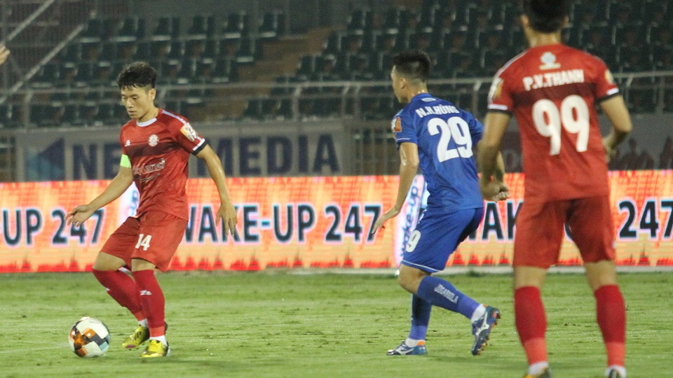 Hòa Quảng Nam, CLB TPHCM tiếp tục dẫn đầu bảng V-League - 7 Hòa Quảng Nam, CLB TPHCM tiếp tục dẫn đầu bảng V-League - 7