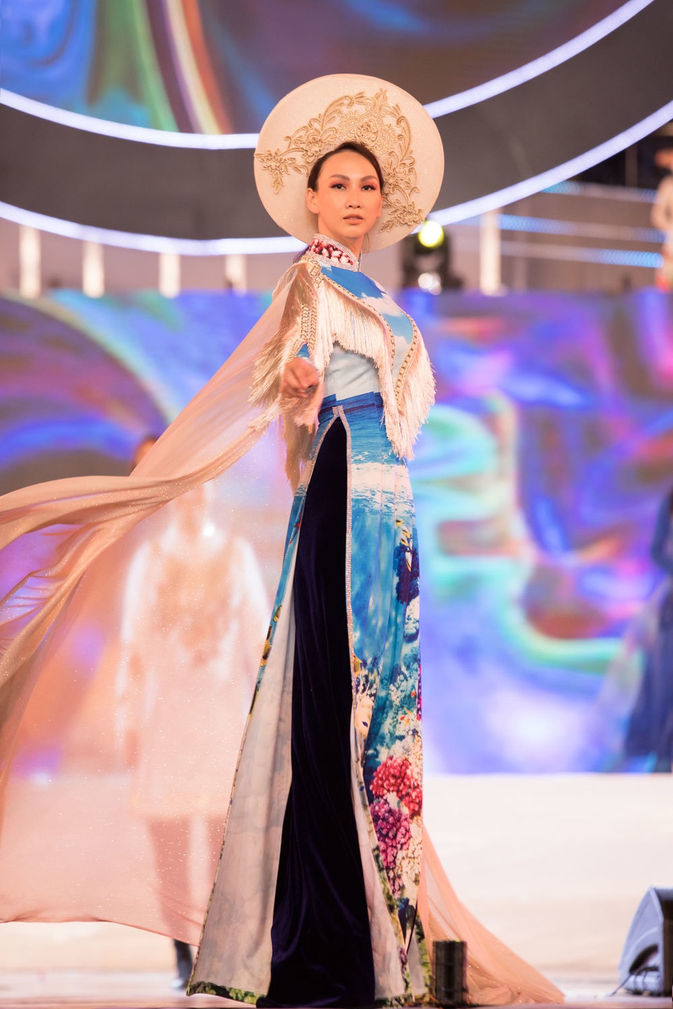 Hoa hậu Paris Vũ hội ngộ hoa hậu Ngọc Hân ở Festival Biển Nha Trang - 2 Hoa hậu Paris Vũ hội ngộ hoa hậu Ngọc Hân ở Festival Biển Nha Trang - 2