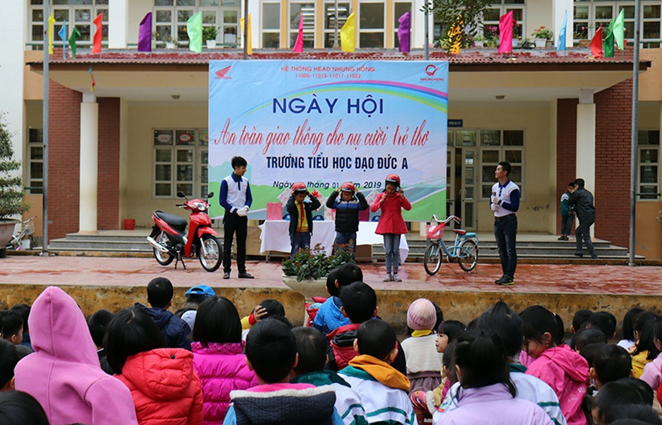Honda tri ân các thành viên tích cực hoạt động hướng dẫn lái xe an toàn - 1 Honda tri ân các thành viên tích cực hoạt động hướng dẫn lái xe an toàn - 1