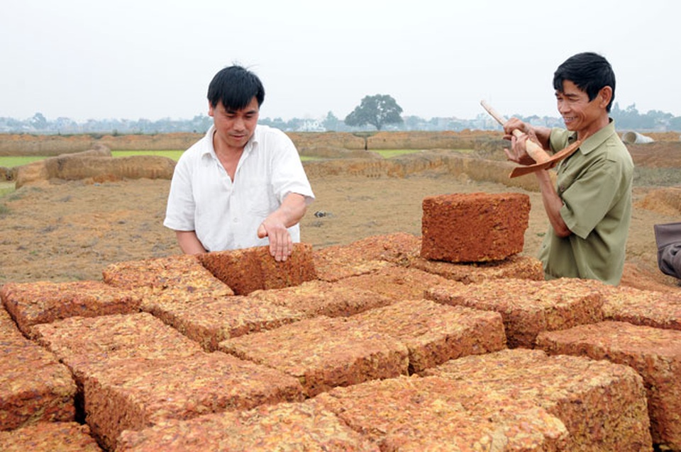 Kỳ công nghề đá ong ở Bình Yên - 11 Kỳ công nghề đá ong ở Bình Yên - 11
