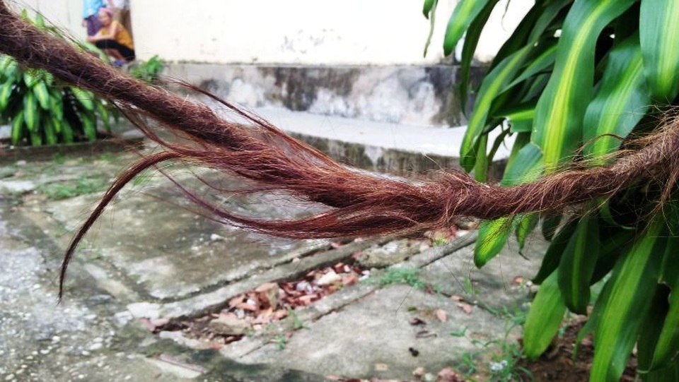 Bí quyết giữ mái tóc dài gần 4m của cụ bà 94 tuổi - 2 Bí quyết giữ mái tóc dài gần 4m của cụ bà 94 tuổi - 2