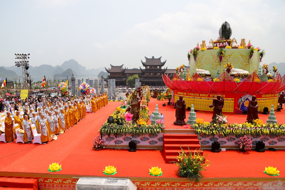 11 kỷ lục được xác lập tại Đại lễ Phật đản Vesak 2019 - 1 11 kỷ lục được xác lập tại Đại lễ Phật đản Vesak 2019 - 1