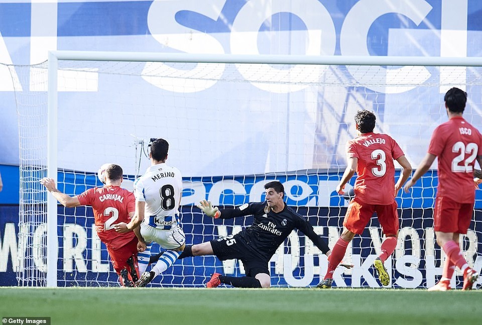 Thua Sociedad, Real Madrid tiếp tục chuỗi trận thất vọng - 4 Thua Sociedad, Real Madrid tiếp tục chuỗi trận thất vọng - 4