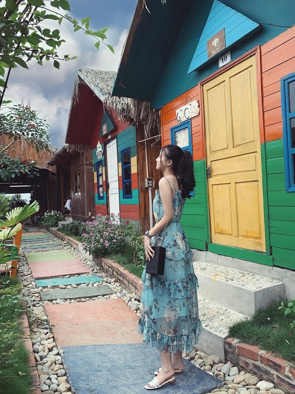 Sửng sốt hòn đảo được mệnh danh là “nơi cách thiên đường một bước chân” ở Quảng Ninh - 10 Sửng sốt hòn đảo được mệnh danh là “nơi cách thiên đường một bước chân” ở Quảng Ninh - 10