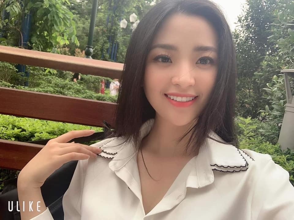 Ngắm cặp đôi Nam vương - Hoa khôi ĐH Kinh tế quốc dân 2019 - 4 Ngắm cặp đôi Nam vương - Hoa khôi ĐH Kinh tế quốc dân 2019 - 4