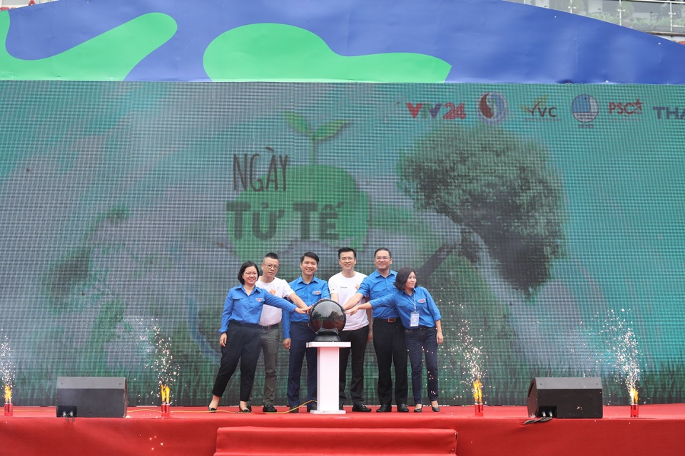 Chung tay viết tiếp cuộc hành trình “Việc tử tế” - 5 Chung tay viết tiếp cuộc hành trình “Việc tử tế” - 5