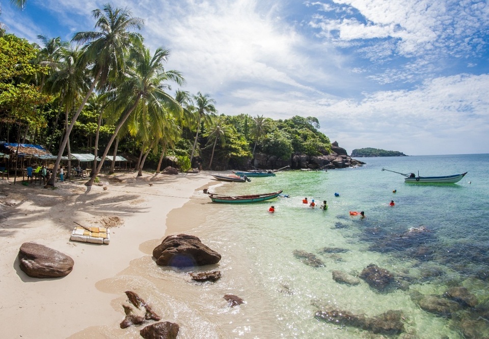 Đầu tư an nhàn hưởng lợi nhuận “khủng” cùng Mövenpick Resort Waverly Phú Quốc - 1 Đầu tư an nhàn hưởng lợi nhuận “khủng” cùng Mövenpick Resort Waverly Phú Quốc - 1