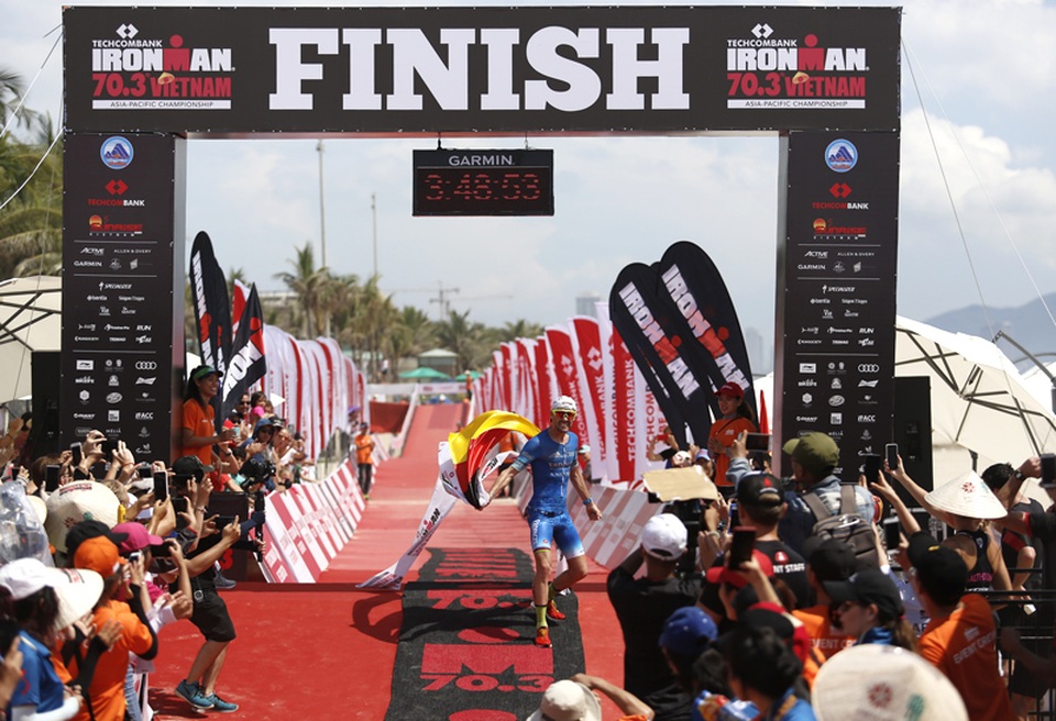 Đội Shopee thi đấu ấn tượng tại Ironman 2019 - 8 Đội Shopee thi đấu ấn tượng tại Ironman 2019 - 8