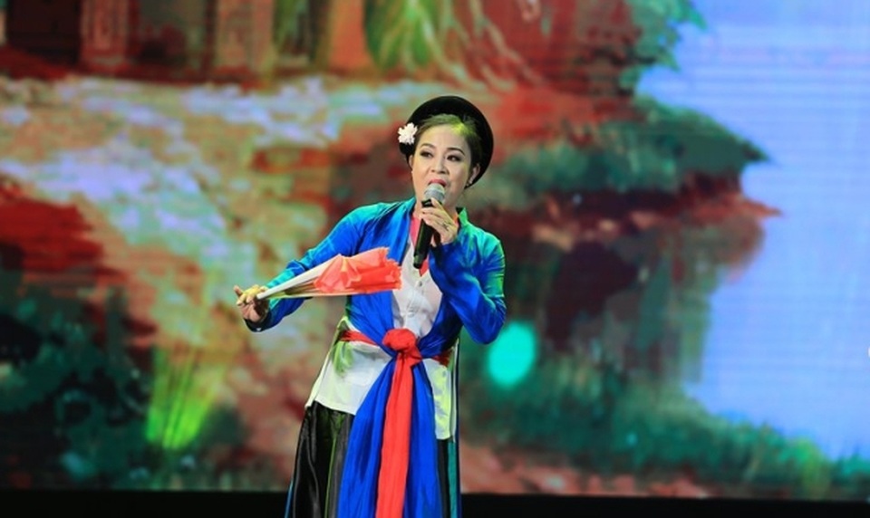 Ngôi sao sân khấu Việt Nam 2019 giúp đỡ 33 nghệ sĩ có hoàn cảnh khó khăn - 4 Ngôi sao sân khấu Việt Nam 2019 giúp đỡ 33 nghệ sĩ có hoàn cảnh khó khăn - 4