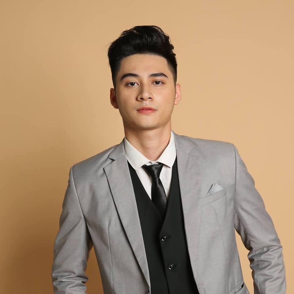 Ngắm cặp đôi Nam vương - Hoa khôi ĐH Kinh tế quốc dân 2019 - 11 Ngắm cặp đôi Nam vương - Hoa khôi ĐH Kinh tế quốc dân 2019 - 11