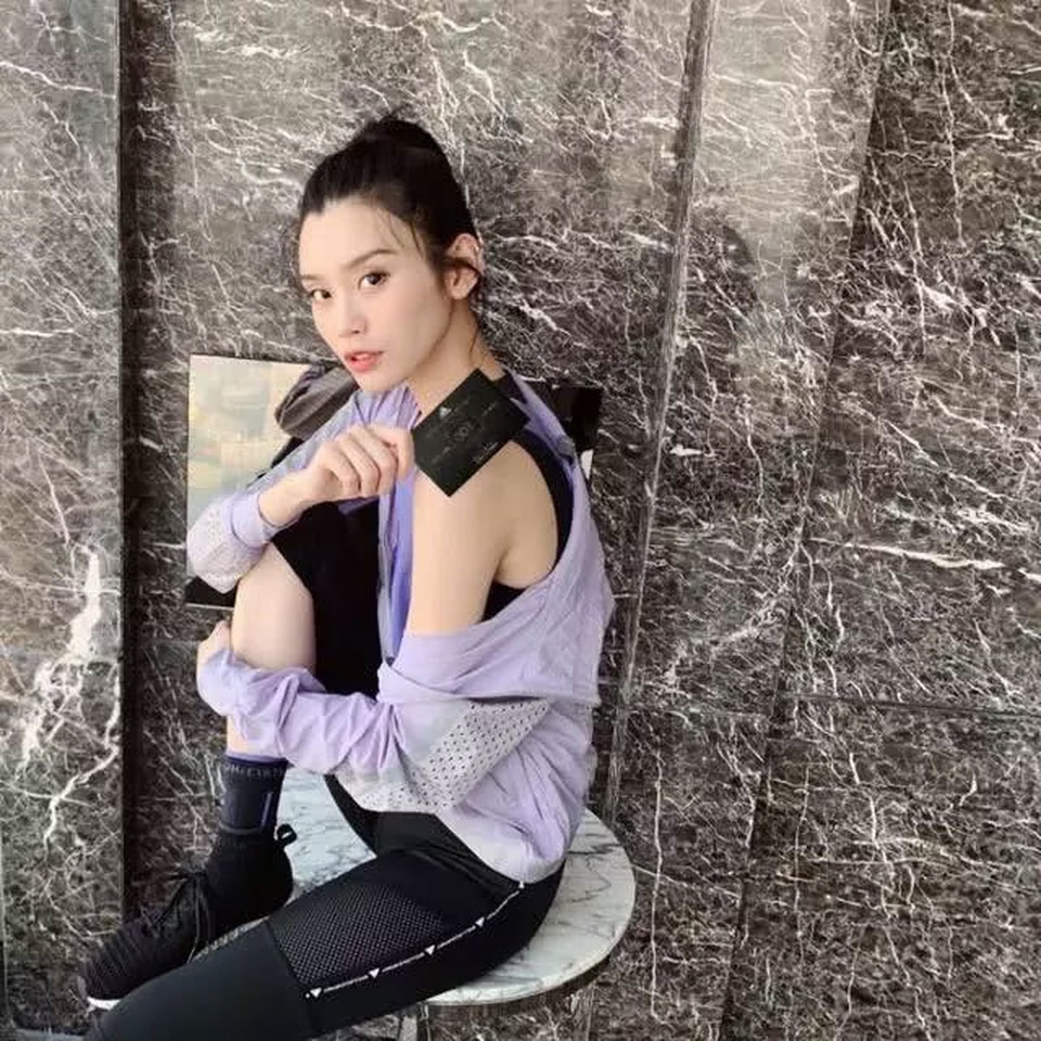 Cộng đồng mạng xứ Trung xôn xao vì màn cầu hôn như phim của người mẫu nội y Hề Mộng Dao - 15 Cộng đồng mạng xứ Trung xôn xao vì màn cầu hôn như phim của người mẫu nội y Hề Mộng Dao - 15