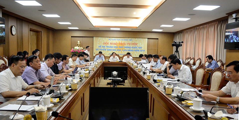 Lãnh đạo tỉnh Hoà Bình, Hà Giang, Sơn La hứa quyết tâm tổ chức tốt kỳ thi - 1 Lãnh đạo tỉnh Hoà Bình, Hà Giang, Sơn La hứa quyết tâm tổ chức tốt kỳ thi - 1