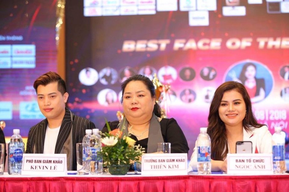 Xăm phun Thiên Kim – Thương hiệu gắn liền với chuyên gia phun xăm thẩm mỹ Thiên Kim - 4 Xăm phun Thiên Kim – Thương hiệu gắn liền với chuyên gia phun xăm thẩm mỹ Thiên Kim - 4