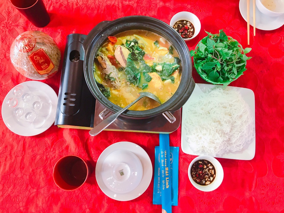 Vừa đến đất Quảng Ninh, khách đã giục nhà hàng om mấy nồi cá ba gai chuối đậu - 3 Vừa đến đất Quảng Ninh, khách đã giục nhà hàng om mấy nồi cá ba gai chuối đậu - 3