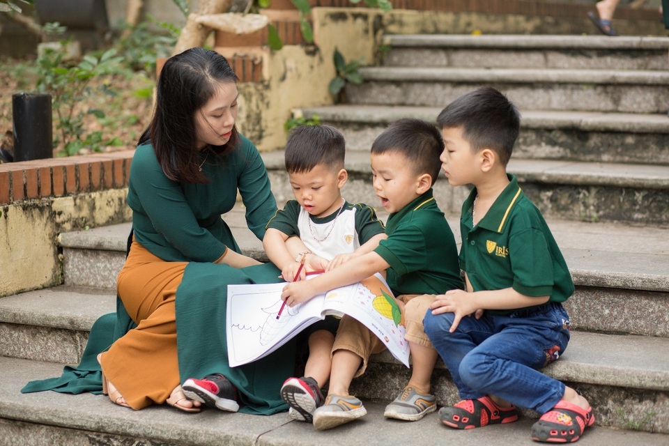 Giá trị của môi trường học cho con - 1 Giá trị của môi trường học cho con - 1