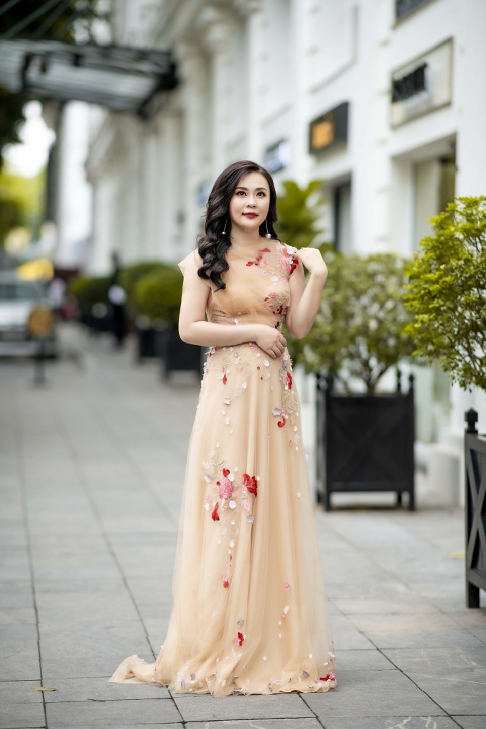 Diễn viên Phan Kim Oanh “Về nhà đi con” khoe nhan sắc rạng rỡ - 4 Diễn viên Phan Kim Oanh “Về nhà đi con” khoe nhan sắc rạng rỡ - 4