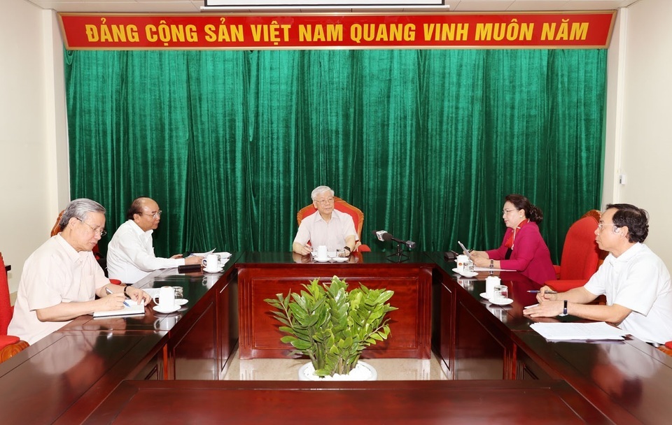 Tổng Bí thư, Chủ tịch nước Nguyễn Phú Trọng chủ trì họp lãnh đạo chủ chốt - 2 Tổng Bí thư, Chủ tịch nước Nguyễn Phú Trọng chủ trì họp lãnh đạo chủ chốt - 2
