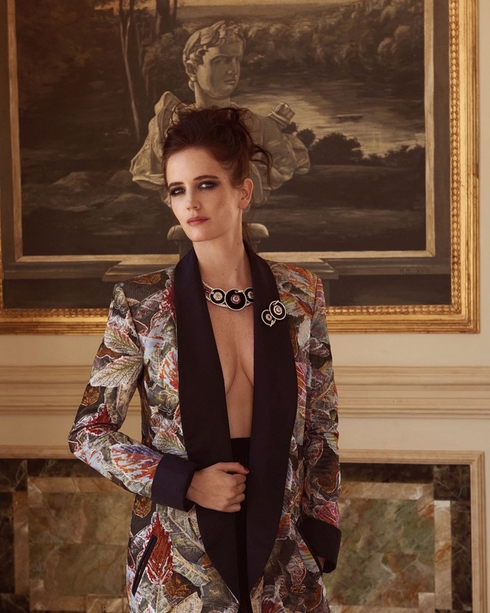 Minh tinh Pháp Eva Green: “Phụ nữ nào cũng sợ tuổi tác!” - 1 Minh tinh Pháp Eva Green: “Phụ nữ nào cũng sợ tuổi tác!” - 1