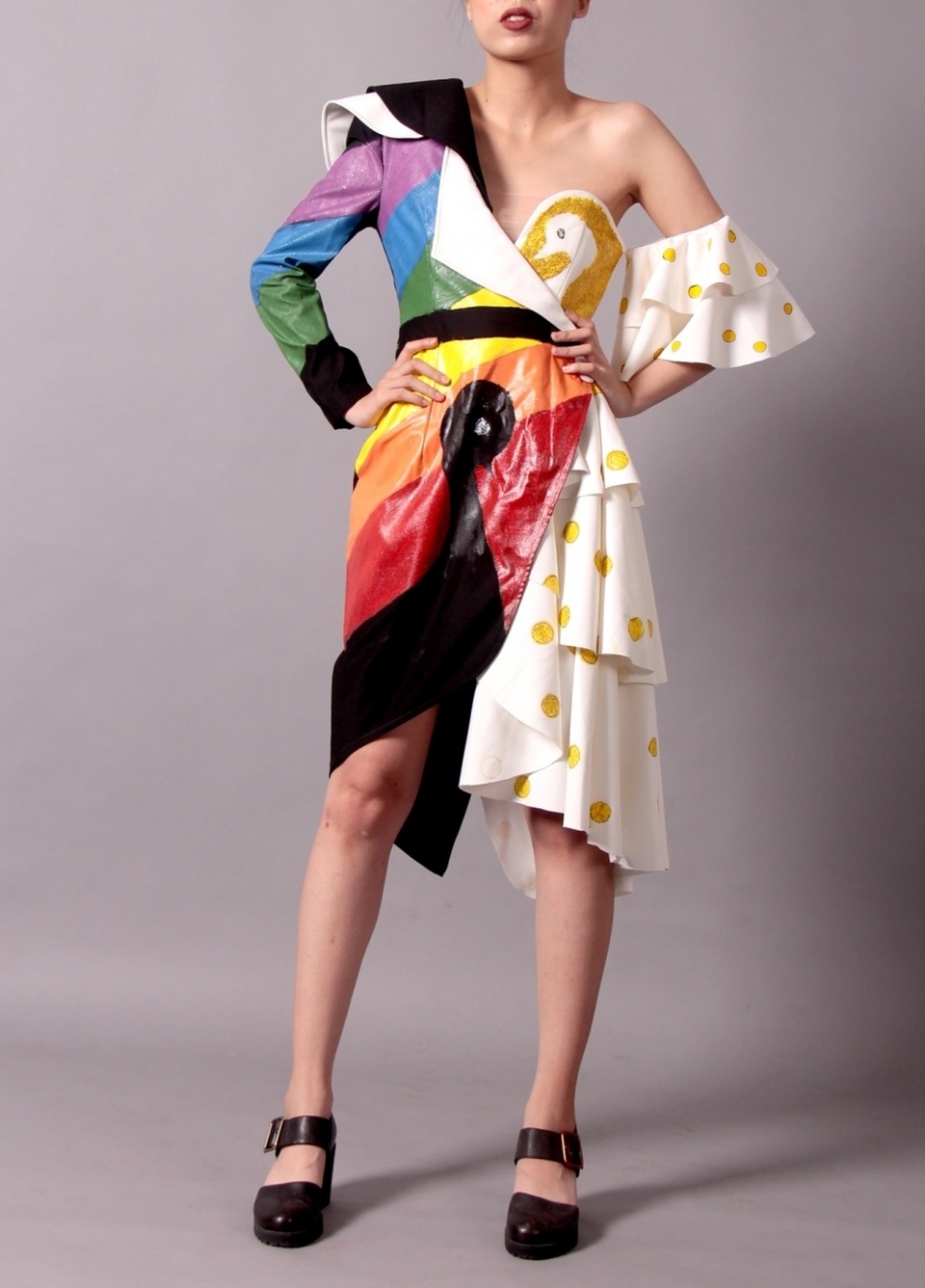 Ngỡ ngàng khả năng sáng tạo trong bộ sưu tập thiết kế của học sinh cấp 3 - 4 Ngỡ ngàng khả năng sáng tạo trong bộ sưu tập thiết kế của học sinh cấp 3 - 4