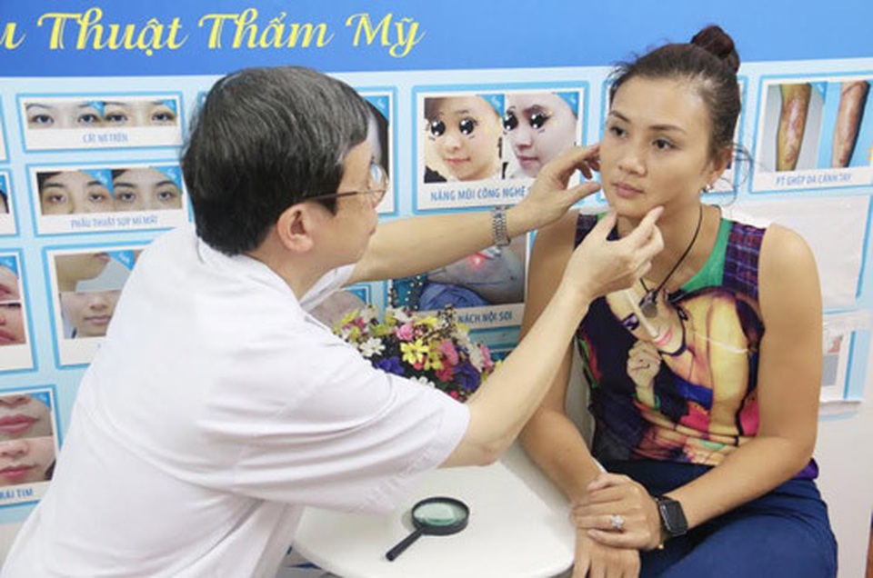 Bí quyết trị nám – tàn nhang 5 năm không tái phát của Hoa khôi “dầm mưa dãi nắng” - 3 Bí quyết trị nám – tàn nhang 5 năm không tái phát của Hoa khôi “dầm mưa dãi nắng” - 3