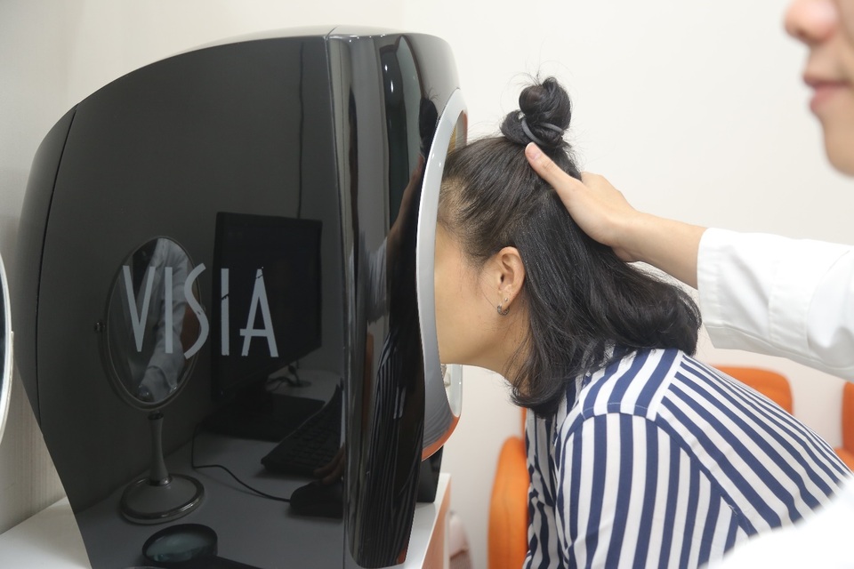 Bí quyết trị nám – tàn nhang 5 năm không tái phát của Hoa khôi “dầm mưa dãi nắng” - 4 Bí quyết trị nám – tàn nhang 5 năm không tái phát của Hoa khôi “dầm mưa dãi nắng” - 4