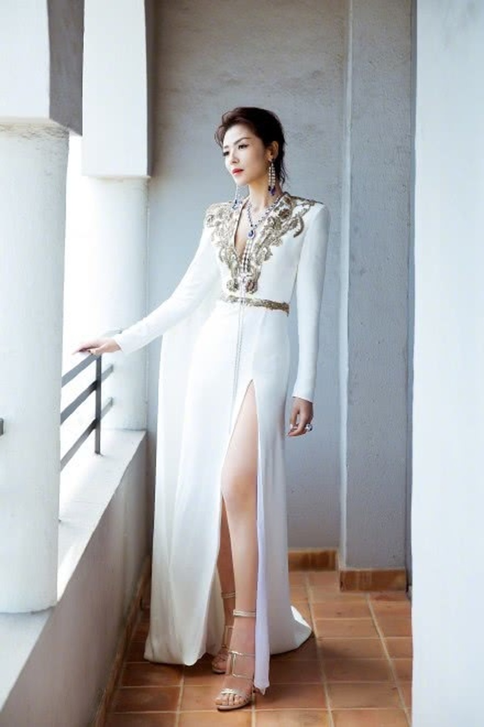 Lưu Đào: Người vợ quốc dân xinh đẹp lăn lộn giúp chồng đại gia trả nợ - 14 Lưu Đào: Người vợ quốc dân xinh đẹp lăn lộn giúp chồng đại gia trả nợ - 14