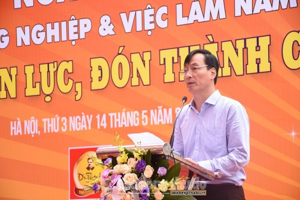 Gần 1.000 vị trí việc làm dành cho sinh viên trường ĐH Giao thông Vận tải - 2 Gần 1.000 vị trí việc làm dành cho sinh viên trường ĐH Giao thông Vận tải - 2