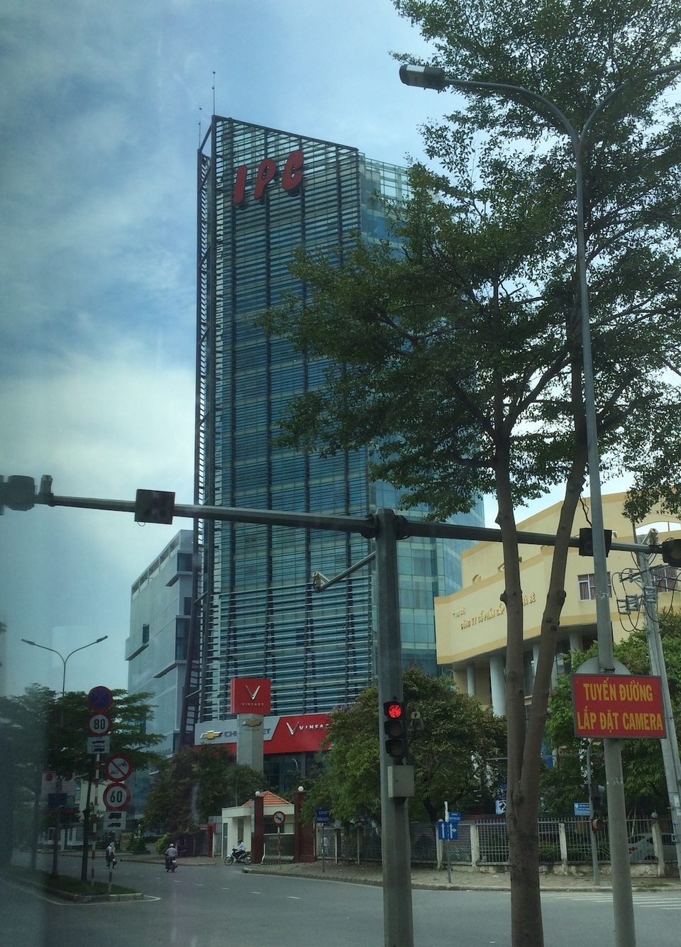 Những phi vụ tiền tỷ đẩy ông Tề Trí Dũng vào vòng lao lý - 2 Những phi vụ tiền tỷ đẩy ông Tề Trí Dũng vào vòng lao lý - 2