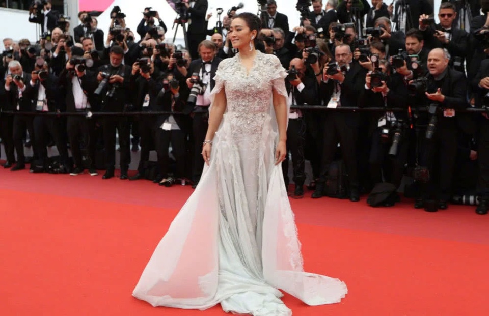 Mỹ nhân châu Á khoe sắc trong lễ khai mạc LHP Cannes 2019 - 3 Mỹ nhân châu Á khoe sắc trong lễ khai mạc LHP Cannes 2019 - 3