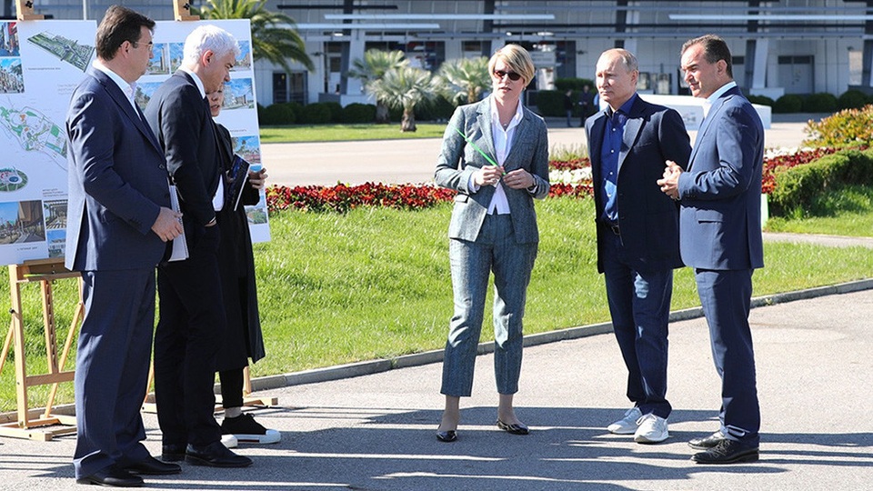 Đôi giày thời thượng gây chú ý của Tổng thống Putin - 2