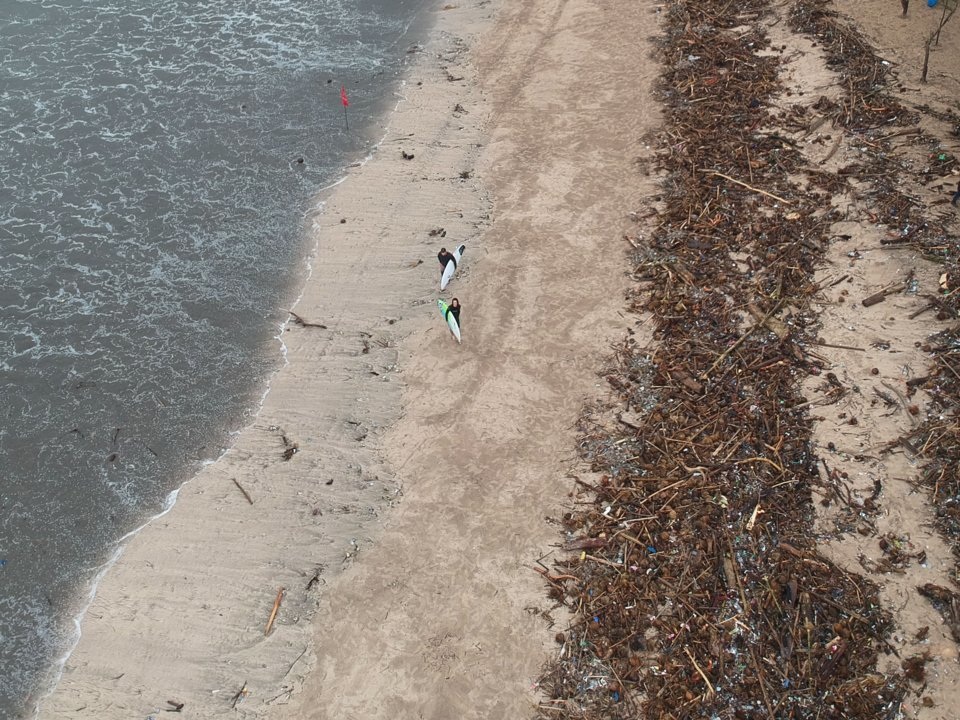 Thực tế “phũ phàng” ở các điểm du lịch nổi tiếng thế giới  - 8