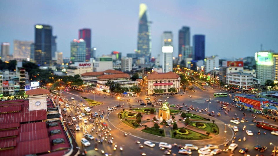 Thị trường bất động sản Hà Nội “nóng” đều, TP. HCM “giảm nhiệt” - 2 Thị trường bất động sản Hà Nội “nóng” đều, TP. HCM “giảm nhiệt” - 2
