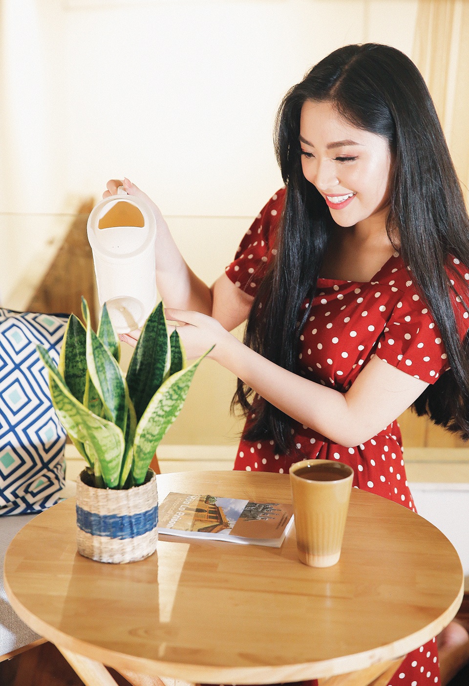 Tân Hoa khôi ĐH Kinh tế quốc dân: Đẹp là lợi thế chứ không đảm bảo được tương lai - 8 Tân Hoa khôi ĐH Kinh tế quốc dân: Đẹp là lợi thế chứ không đảm bảo được tương lai - 8