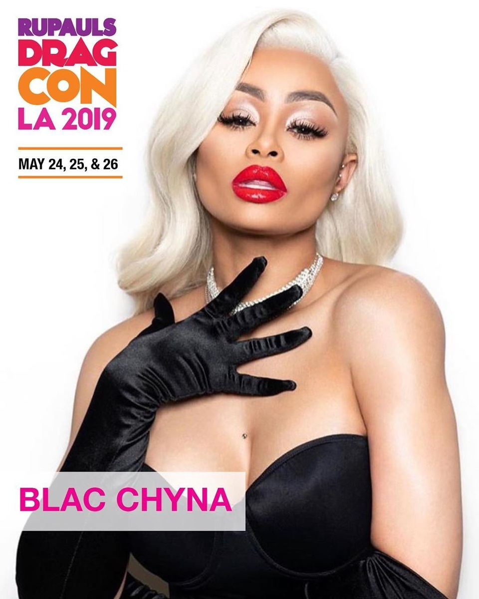 Blac Chyna thừa nhận sửa ngực 4 lần - 3 Blac Chyna thừa nhận sửa ngực 4 lần - 3