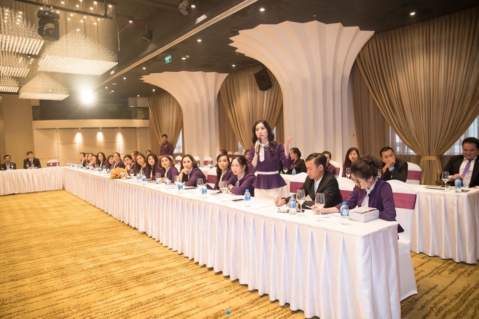 Đại hội Doanh nhân – Tái định nghĩa kinh doanh online cùng mỹ phẩm Huyền Cò - 6