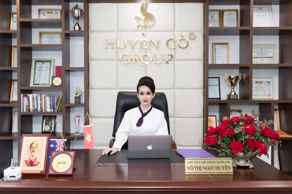 Doanh nhân Huyền Cò: “Từ phân tích đến làm mới thị trường mỹ phẩm Việt Nam bằng chính sách vàng” - 7 Doanh nhân Huyền Cò: “Từ phân tích đến làm mới thị trường mỹ phẩm Việt Nam bằng chính sách vàng” - 7