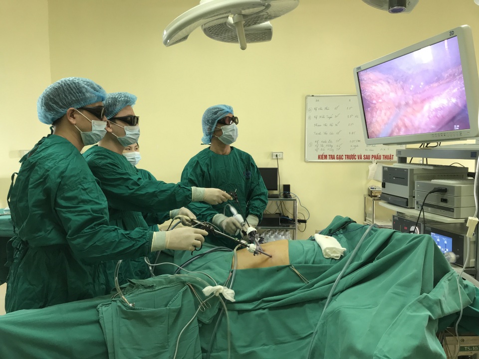 Tưởng bệnh dạ dày vì trào ngược, ợ chua hóa ung thư đường tiêu hóa - 1 Tưởng bệnh dạ dày vì trào ngược, ợ chua hóa ung thư đường tiêu hóa - 1