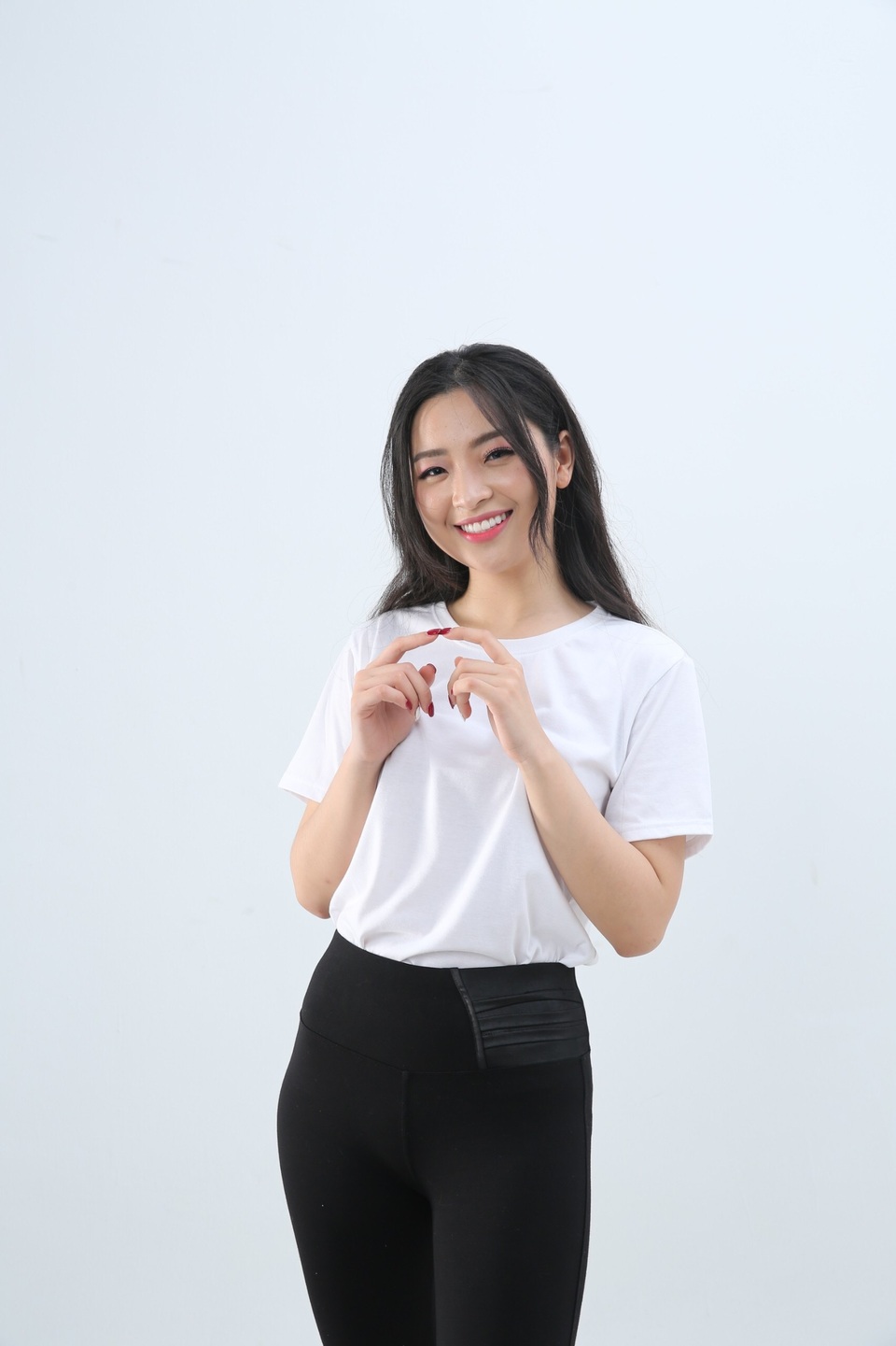 Tân Hoa khôi ĐH Kinh tế quốc dân: Đẹp là lợi thế chứ không đảm bảo được tương lai - 7 Tân Hoa khôi ĐH Kinh tế quốc dân: Đẹp là lợi thế chứ không đảm bảo được tương lai - 7