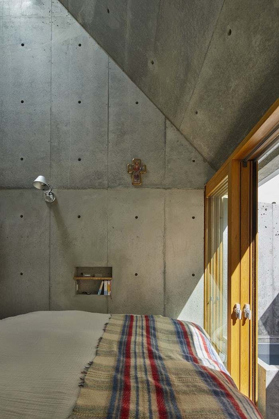 Khám phá “ngôi nhà tình yêu” chưa đầy 20m2 gây sốt tại Nhật - 5