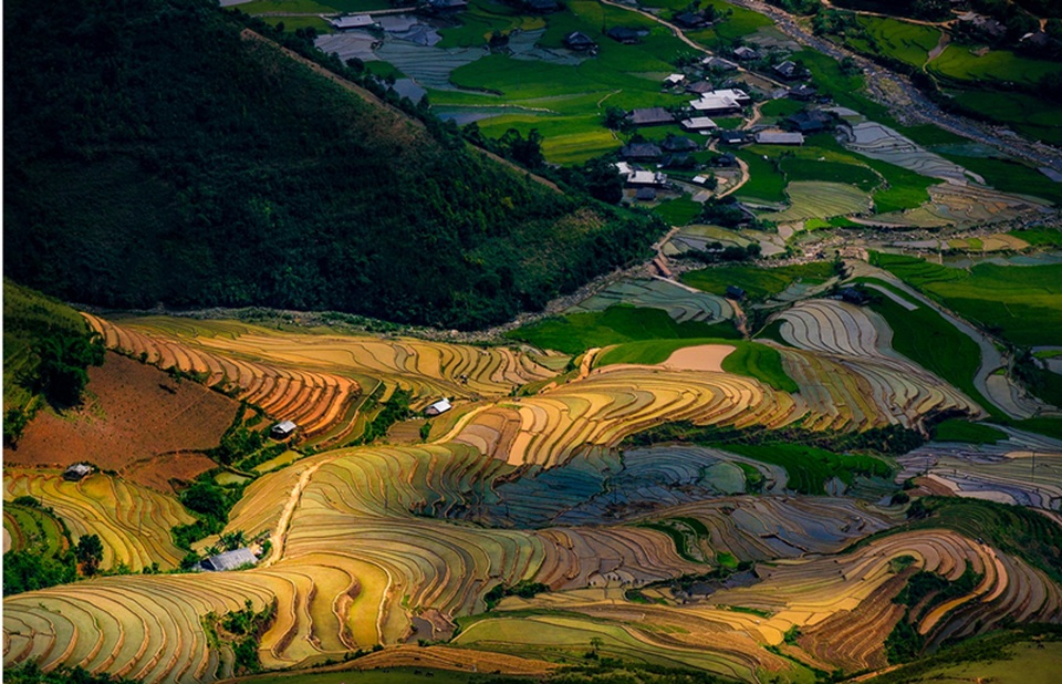 Ruộng bậc thang Mù Cang Chải mùa nước đổ qua góc máy của nghệ sỹ trẻ - 6