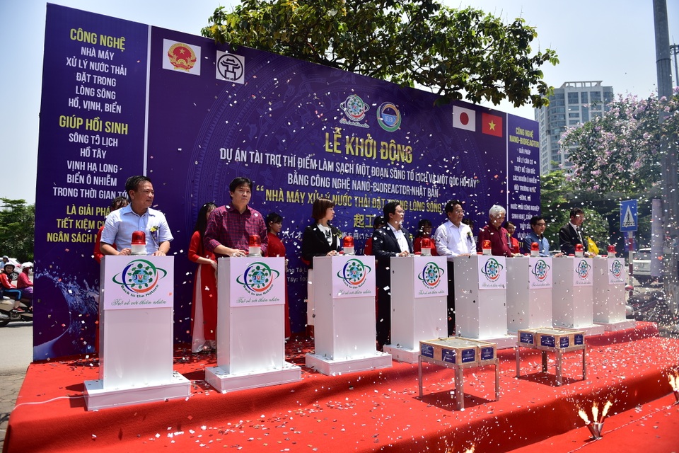Cận cảnh công nghệ Nhật Bản làm sạch Hồ Tây và sông Tô Lịch - 1 Cận cảnh công nghệ Nhật Bản làm sạch Hồ Tây và sông Tô Lịch - 1