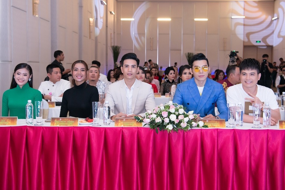 Nhung Tran Media công bố dự án Ms  Mr Asia Business 2019 - 2
