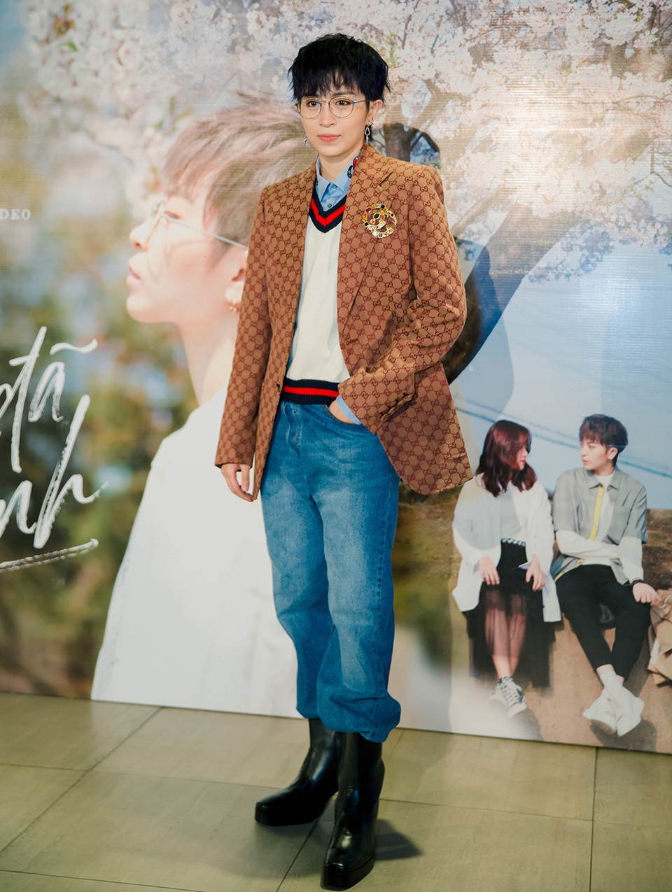 Gil Lê bật khóc khi tiết lộ nhiều năm “đơn độc” hoạt động - 1 Gil Lê bật khóc khi tiết lộ nhiều năm “đơn độc” hoạt động - 1